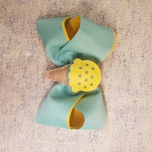 🆕️👸🎀🍦 8" Ice cream cone boutique hair bow